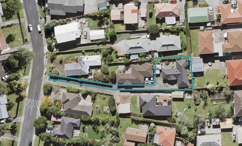 9B Waitaki Street, Henderson, Auckland - Carousel 1