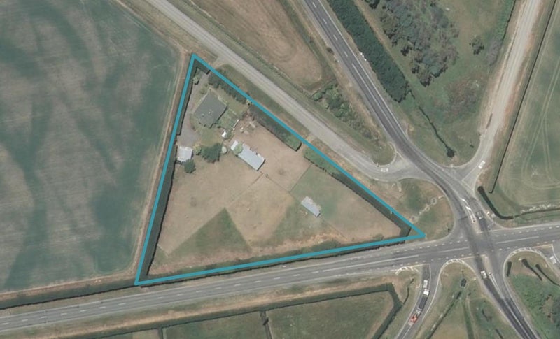 1837 Wards Road, Christchurch - Carousel 1