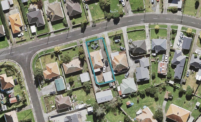 16 Parkinson Avenue, Wesley, Auckland - Carousel 1