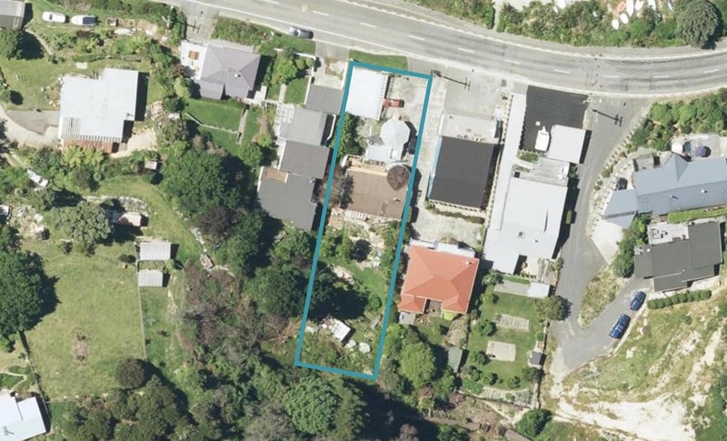 348 Waikawa Road, Waikawa, Picton - Carousel 1