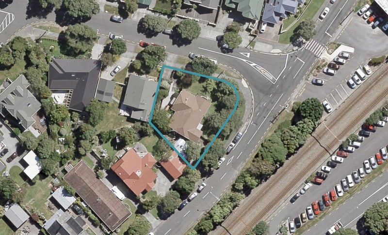 44 Wilford Street, Woburn, Lower Hutt - Carousel 1