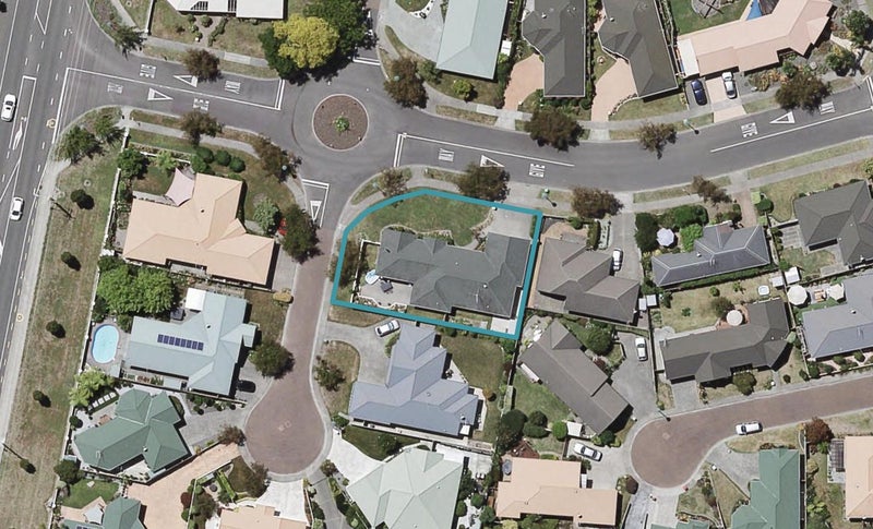 6 Montpelier Drive, Taradale, Napier - Carousel 1
