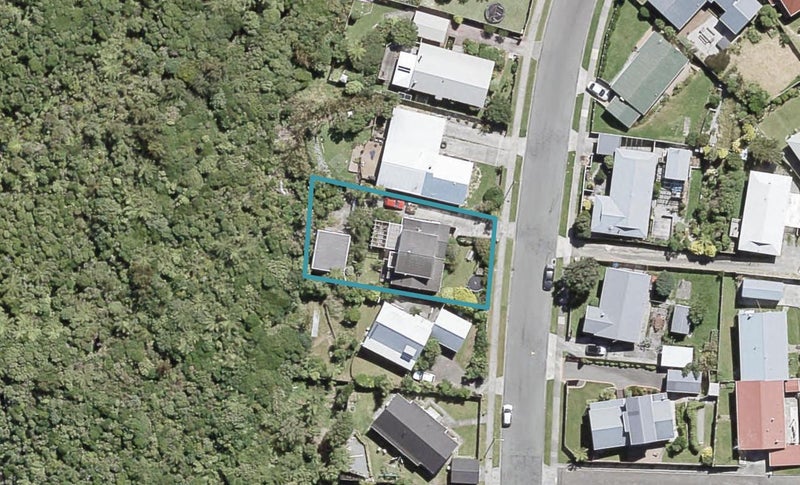 45 Mossburn Grove, Kelson, Lower Hutt - Carousel 1