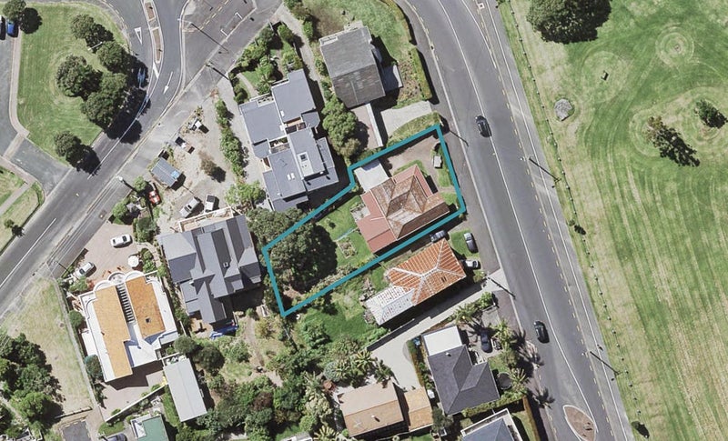 183 Vauxhall Road, Narrow Neck, Auckland - Carousel 1