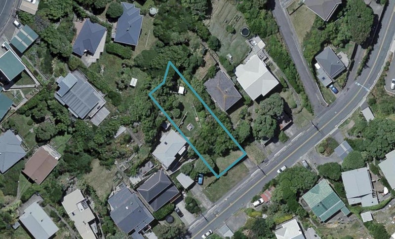 14 Hungerford Road, Lyall Bay, Wellington - Carousel 1