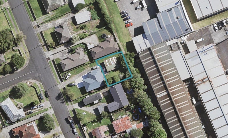 10A Fields Road, Manurewa, Auckland - Carousel 1