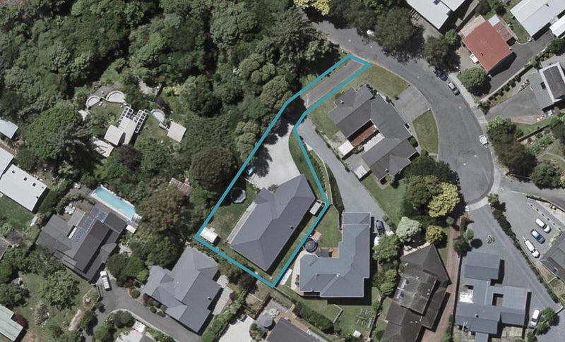 2B Kew Grove, Raumati Beach, Paraparaumu - Carousel 1