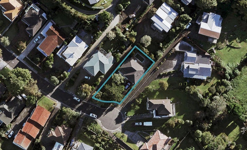 20 Pickens Crescent, Mount Albert, Auckland - Carousel 1