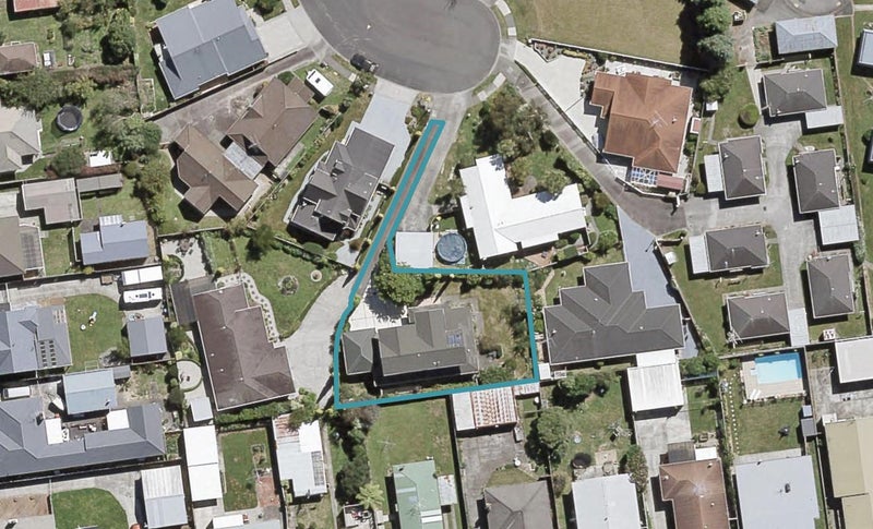 30 Comeskey Grove, Elderslea, Upper Hutt - Carousel 1