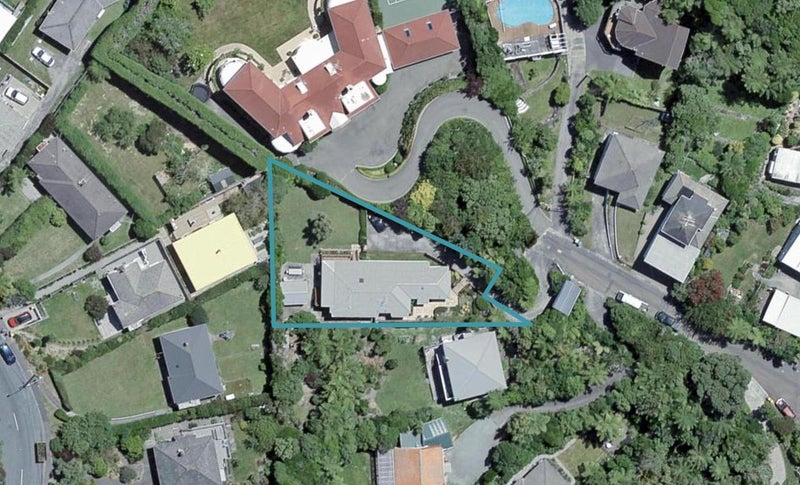 147 Donald Street, Karori, Wellington - Carousel 1
