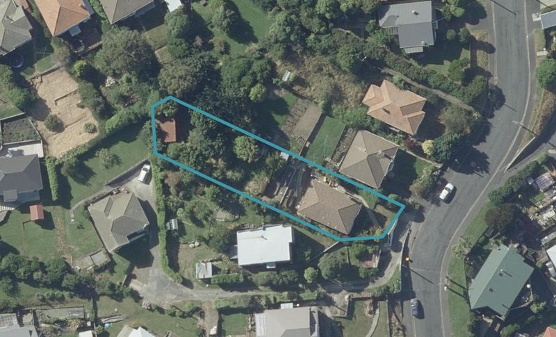 65 Forfar Street, Clyde Hill, Dunedin - Carousel 1