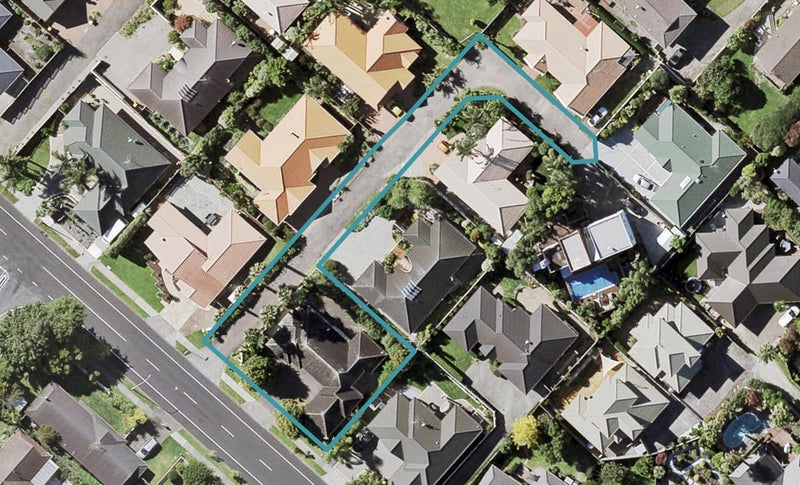 16 Nicholas Road, Somerville, Manukau - Carousel 1