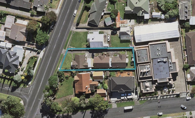 1/51 Kolmar Road, Papatoetoe, Auckland - Carousel 1