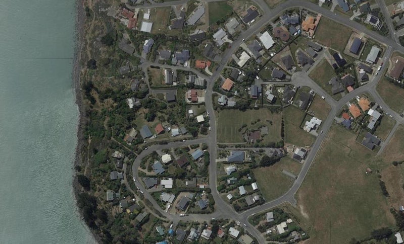18 James Drive, Diamond Harbour, Lyttelton - Carousel 1