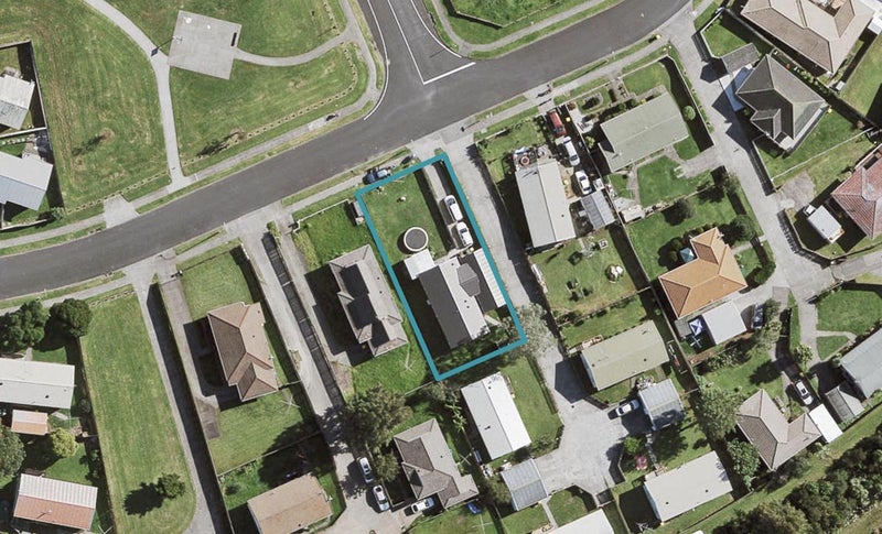 62 Trimdon Street, Randwick Park, Auckland - Carousel 1