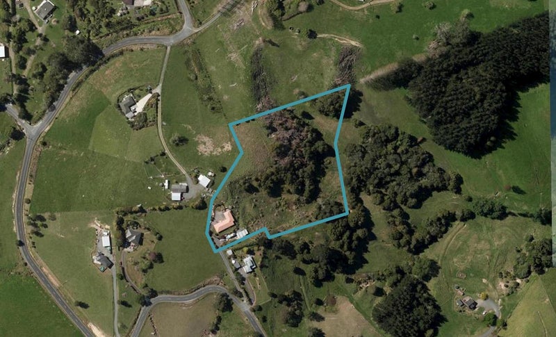 159 Old Parua Bay Road, Whangarei - Carousel 1