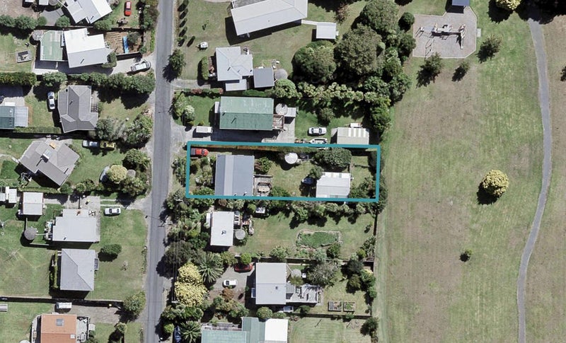 30 James Mcleod Road, Helensville - Carousel 1