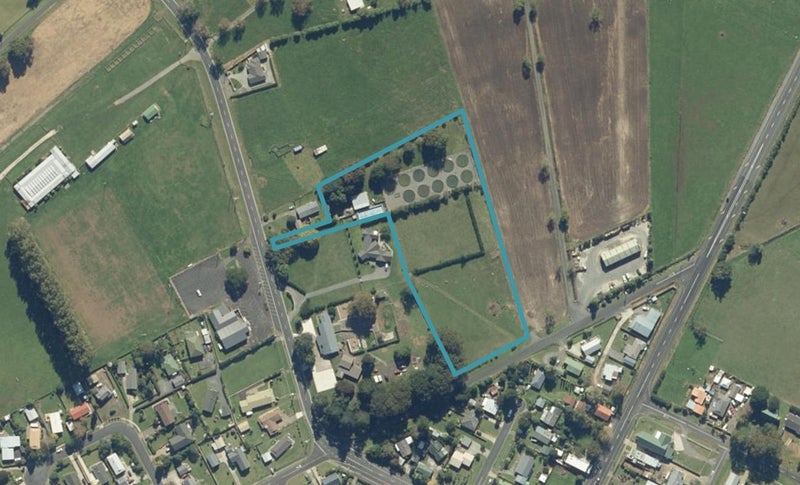 16 Ngutumanga Road, Waihou, Te Aroha - Carousel 1