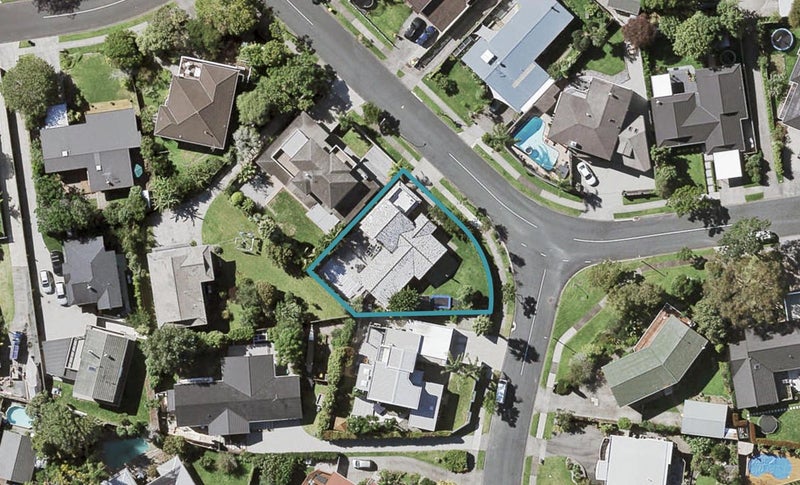7 Andrea Place, Sunnyhills, Auckland - Carousel 1