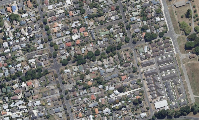 112 Brookfield Street, Hamilton East, Hamilton - Carousel 1