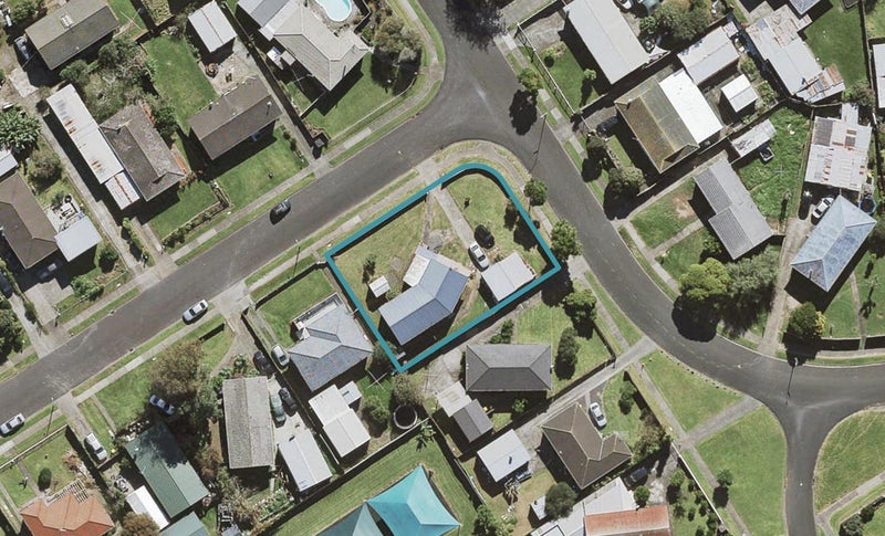2B Desford Place, Mangere, Auckland - Carousel 1