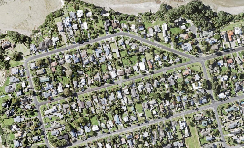 20 First View Avenue, Beachlands, Auckland - Carousel 1