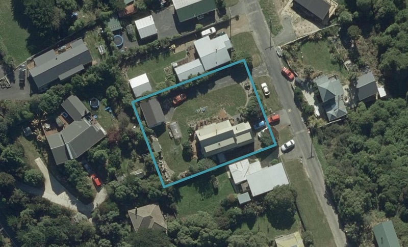 56 Oxley Crescent, Broad Bay, Dunedin - Carousel 1