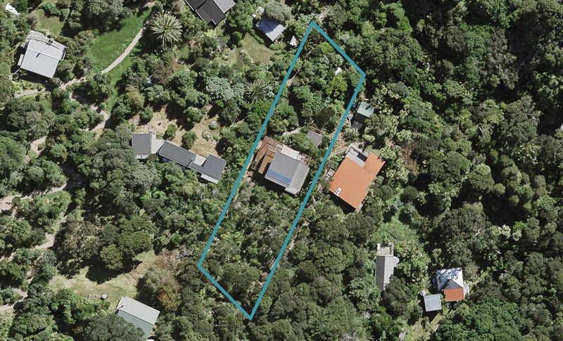 6 Te Aroha Avenue, Oneroa, Waiheke Island - Carousel 1