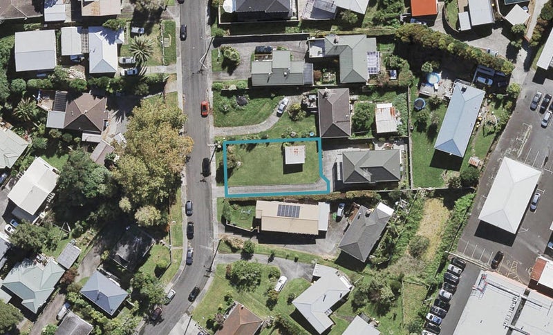 7 Sunnyfield Crescent, Glenfield, Auckland - Carousel 1