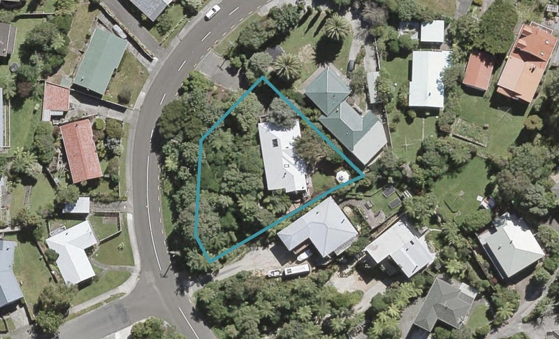 86 Park Road, Belmont, Lower Hutt - Carousel 1