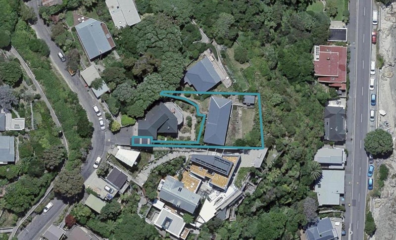 11 Onehunga Road, Karaka Bays, Wellington - Carousel 1