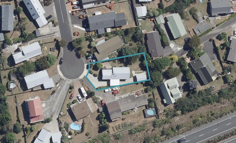 25 Highland Drive, Pukete, Hamilton - Carousel 1