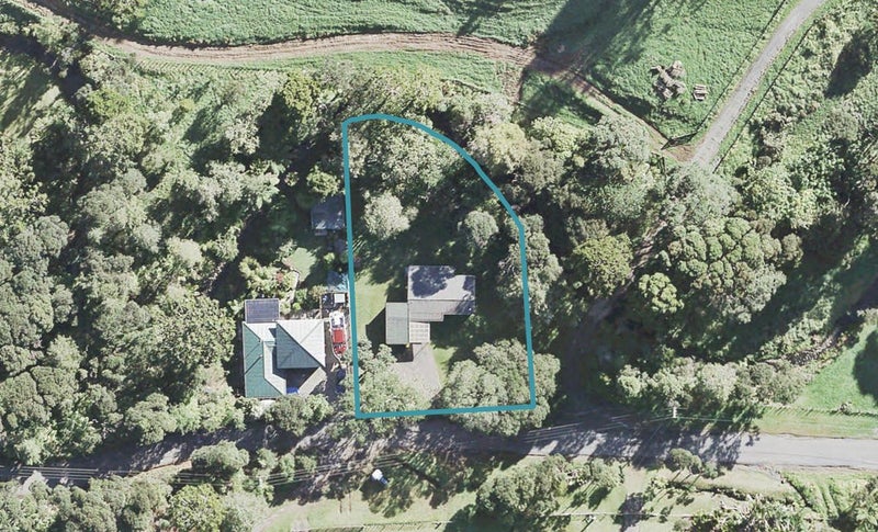 33 Whatipu Road, Huia, Auckland - Carousel 1