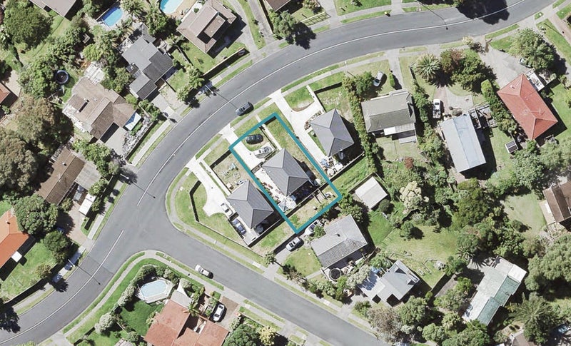 43 Oaktree Avenue, Browns Bay, Auckland - Carousel 1