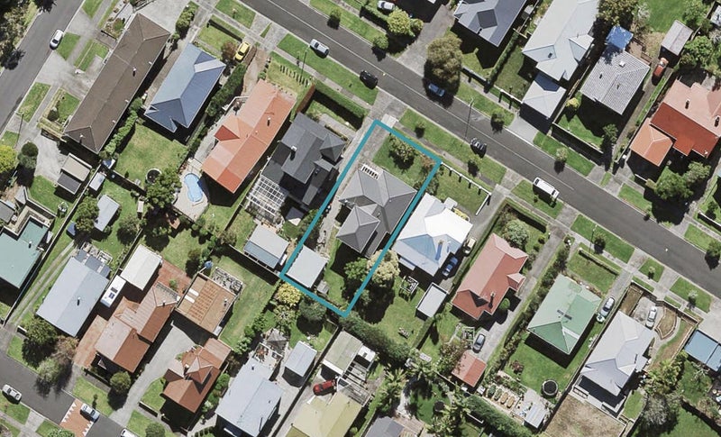 10 Marne Road, Sandringham, Auckland - Carousel 1