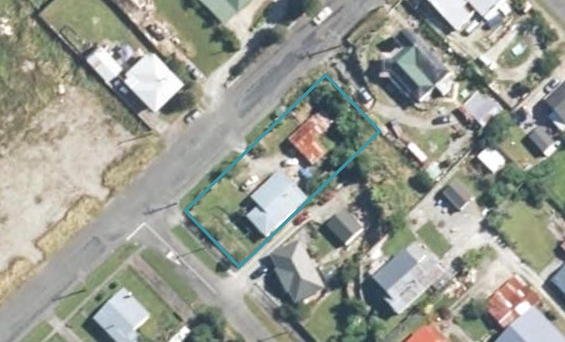 44 Hall Street, Cobden, Greymouth - Carousel 1