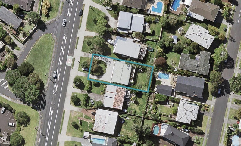 243 Forrest Hill Road, Forrest Hill, Auckland - Carousel 1