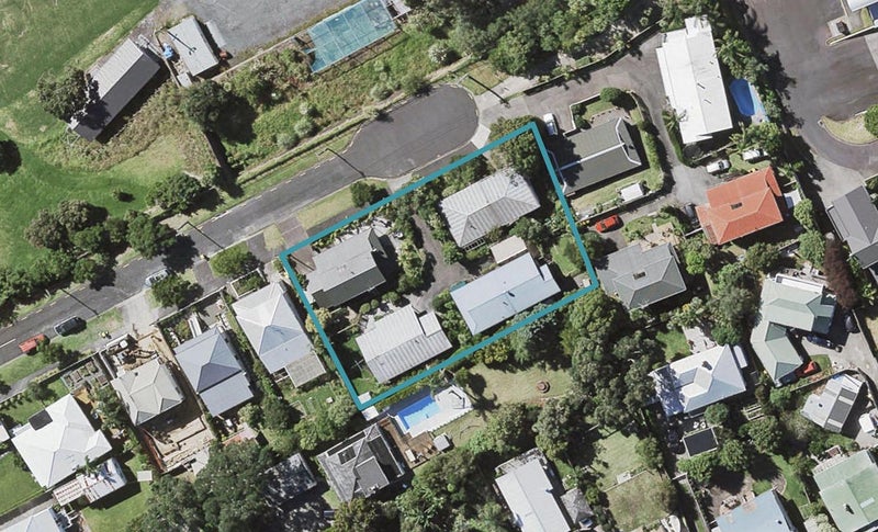3/5 Abbotsford Terrace, Devonport, Auckland - Carousel 1