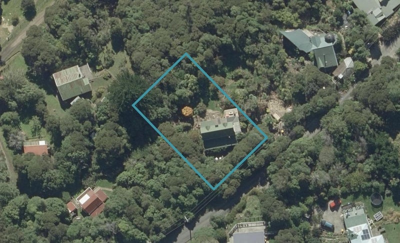 18 Albert Road, Osborne, Port Chalmers - Carousel 1
