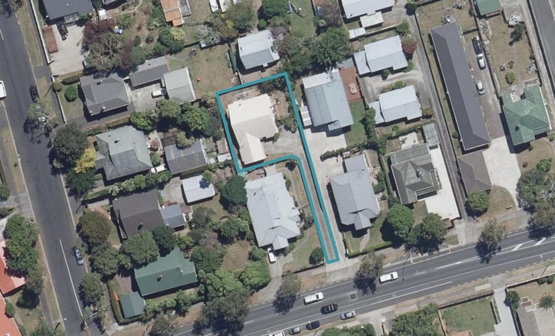 39A Te Aroha Street, Hamilton East, Hamilton - Carousel 1