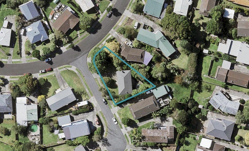 2 Cobana Place, Pakuranga Heights, Auckland - Carousel 1