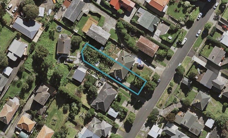 96 Paihia Road, One Tree Hill, Auckland - Carousel 1