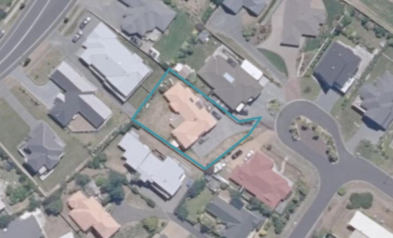 8 Luberon Way, Nukuhau, Taupo - Carousel 1