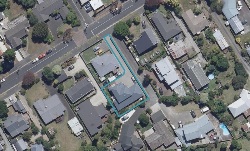 20A McCracken Avenue, Hillcrest, Hamilton - Carousel 1