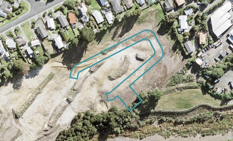 35 Whenuateitei Crescent, Stanmore Bay, Whangaparāoa - Carousel 1