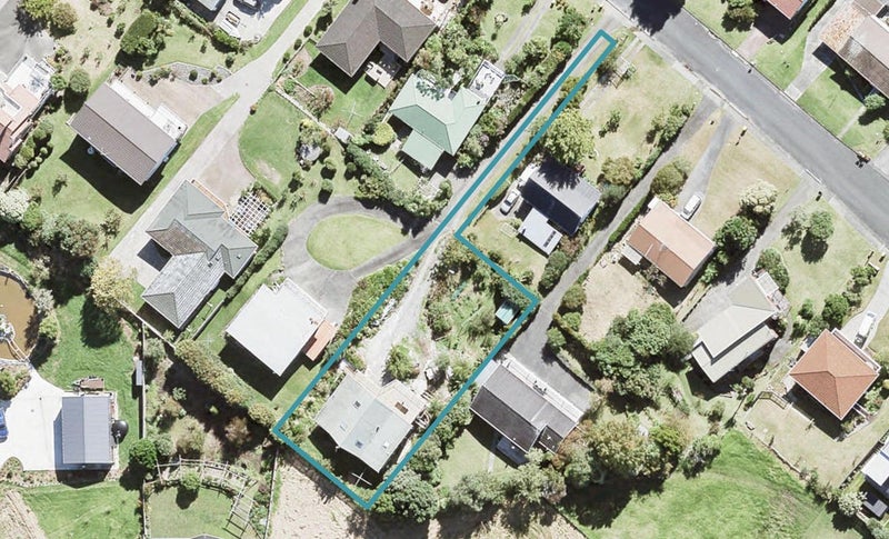 32 Willjames Avenue, Algies Bay, Warkworth - Carousel 1