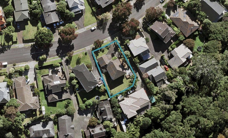 26 Lagoon Way, West Harbour, Auckland - Carousel 1