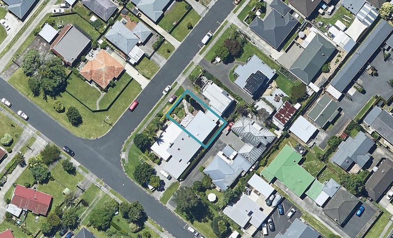 18 Bernard Street, Tauranga South, Tauranga - Carousel 1