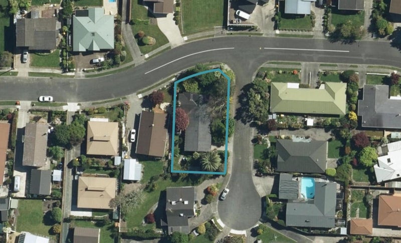 9 Ledger Avenue, Motueka - Carousel 1
