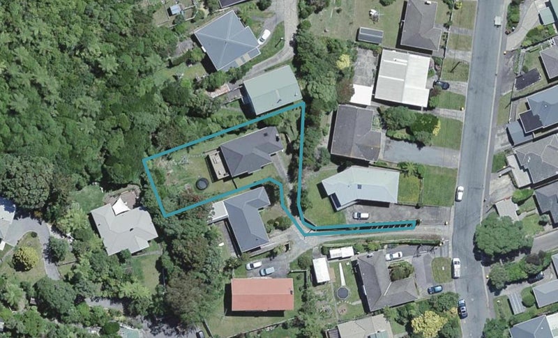 109 Parkvale Road, Karori, Wellington - Carousel 1